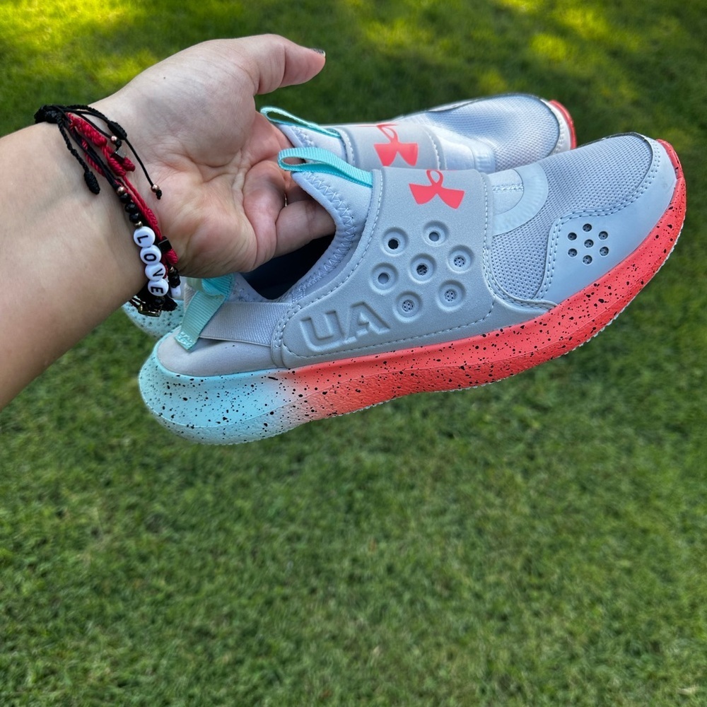 Under Armour kids Run and Play- Light Gray and Coral